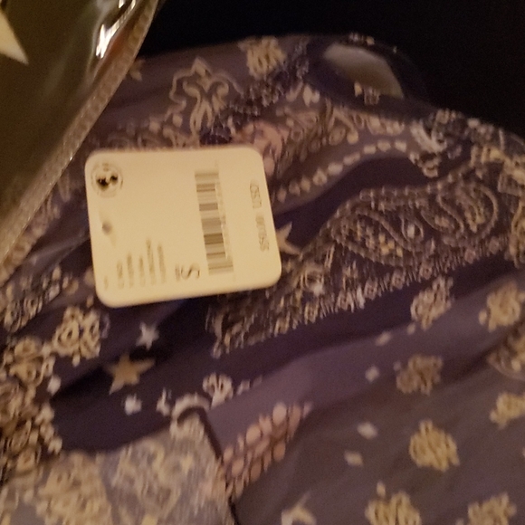 Short - Picture 2 of 4